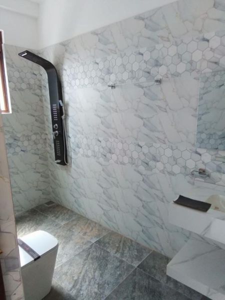 Bathroom - 4 Bedroom Brand New House for Sale - Nugegoda, Dewala Road | LKR 77 Million (EM944)