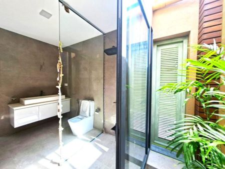 Bathroom - Brand New Luxury House with 10 Perch Land for Sale – Lake Road, Battaramulla