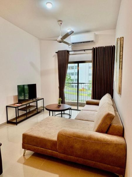 Living Room - 3 Bedroom Fully Furnished Luxury Apartment for Rent - Piliyandala, Kahathuduwa, Canterbury Golf Apartment (EM946)