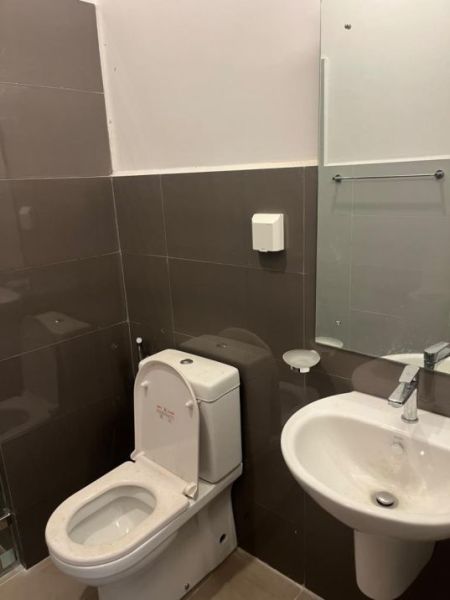 Bathroom - 3 Bedroom Apartment for Rent - Piliyandala, Kahathuduwa | LKR 155,000 Per Month (EM947)