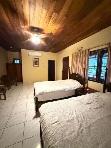 Bedroom - 5 Bedroom Luxury House for Sale - Moratuwa, Katubedda, Station Road | LKR 70 Million (EM948)