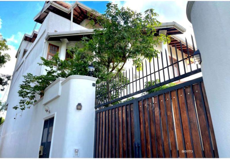 House for sale in Nugegoda