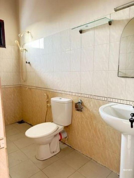 Bathroom - House for rent in Rathmalana