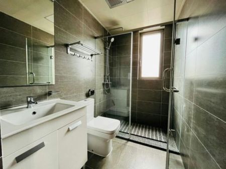 Bathroom - Astoria - 02 Bedroom Furnished Apartment for Sale in Colombo 03 (A4063)