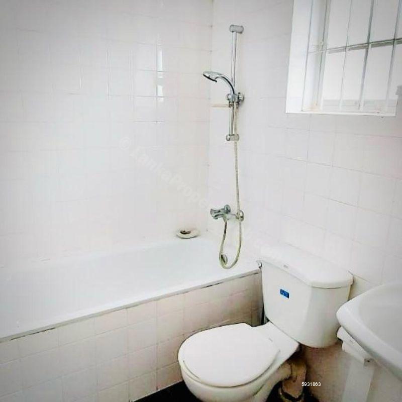 House for sale in Thalawathugoda