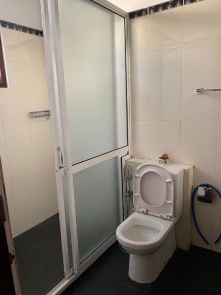 Bathroom - 4 Bedrooms House For Sale in Thalawathugoda  - PDH106