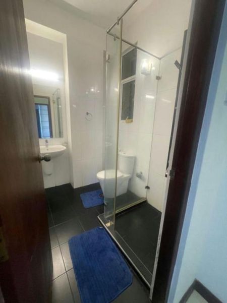 Bathroom - Cornish - 03 Bedroom Furnished Apartment for Sale in Colombo 03 (A4921)