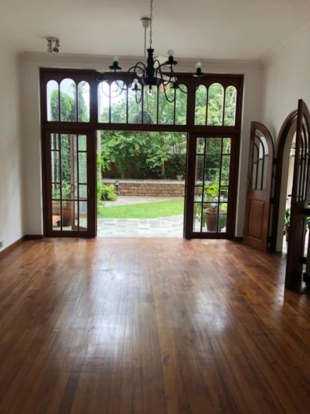 Living Room - House with Secret Garden for Rent – Battaramulla