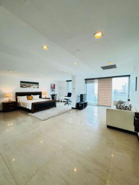 Living Room - Monarch - 04 Bedroom Furnished Apartment for Sale in Colombo 03 (A4984)