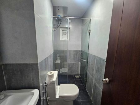 Bathroom - Cornwall - 03 Bedroom Unfurnished Apartment for Sale in Colombo 03 (A5173)