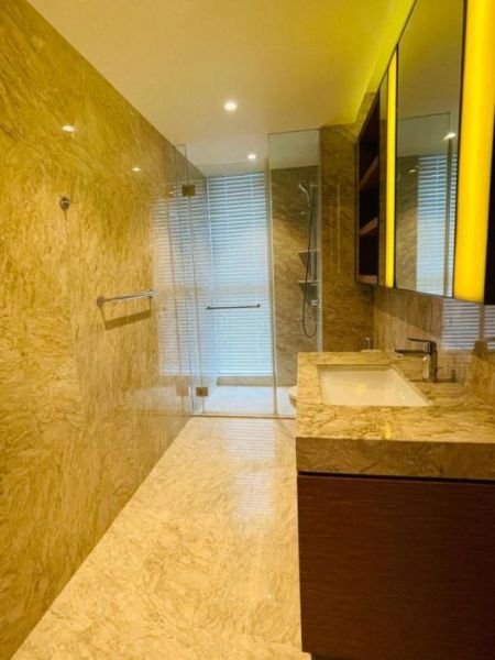 Bathroom - 4 BR Apartment for Rent in Colombo 02 – PDA471