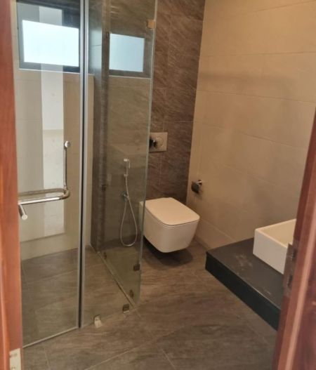 Bathroom - 3 Bedroom apartment for sale in Kalinga Heights Colombo 5