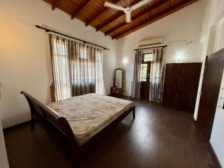 Bedroom - Luxury 6 Bedroom House for Sale at Thalawathugoda | LKR 100 Million (Negotiable) (EM051AC)