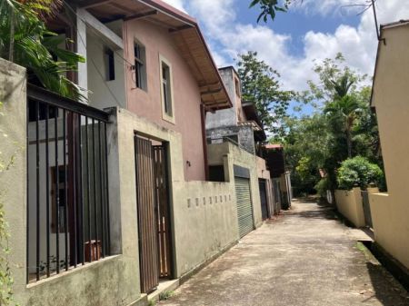 Exterior - 3 Bedroom Architect Designed House for Sale - Thalawathugoda | LKR 54 Million (EM949)