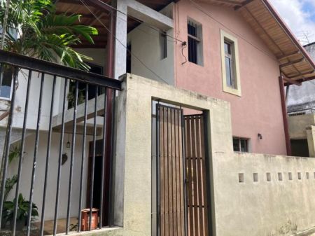Exterior - 3 Bedroom Architect Designed House for Sale - Thalawathugoda | LKR 54 Million (EM949)