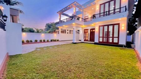 Exterior - Exceptional Perfect Brand New Upstair 4 BR House For Sale in Negombo (Dalupotha)