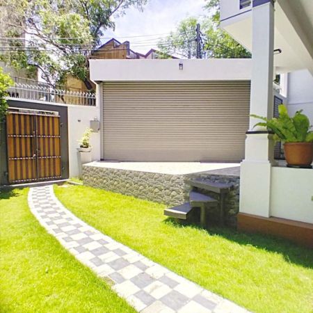 Exterior - Elegantly Designed Spacious Luxury House for Sale in Dutugamunu Street - continuation of Havelock Road - Colombo 06.