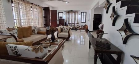 Living Room - Spacious Luxury 5-Bedroom House for sale in a prime locality in Nugegoda. 