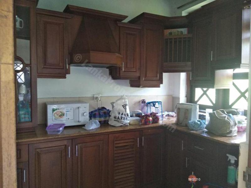 Kitchen - House for sale in Rajagiriya