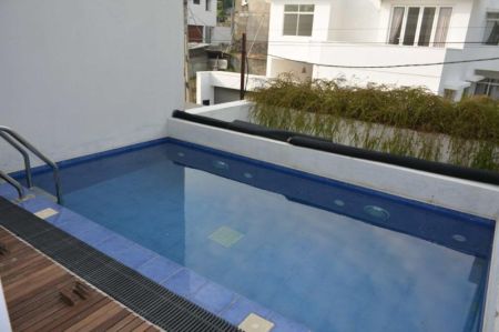 Exterior - 3 Storied 6 Bedrooms House Sale in Kotte - PDH171