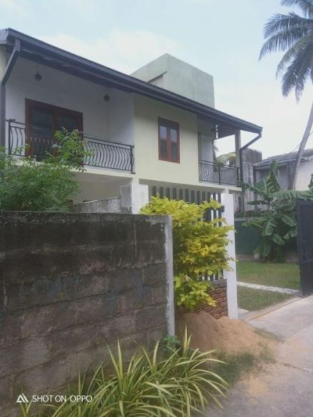 Exterior - 3 Bedroom House For Sale in Moratuwa  - PDH178
