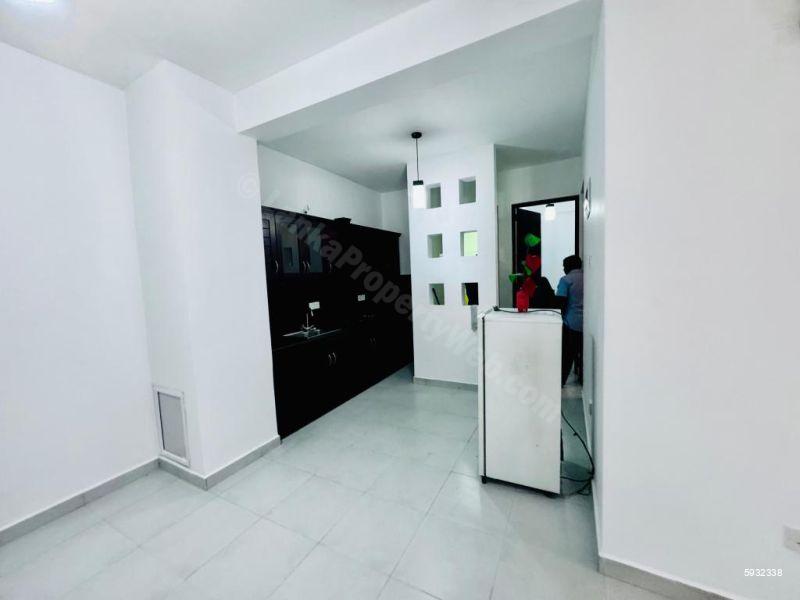 Kitchen - Apartment for sale in Battaramulla