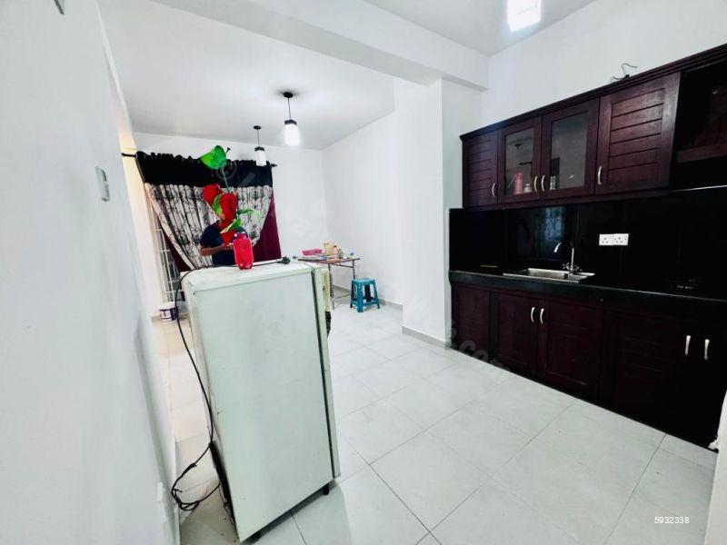Kitchen - Apartment for sale in Battaramulla