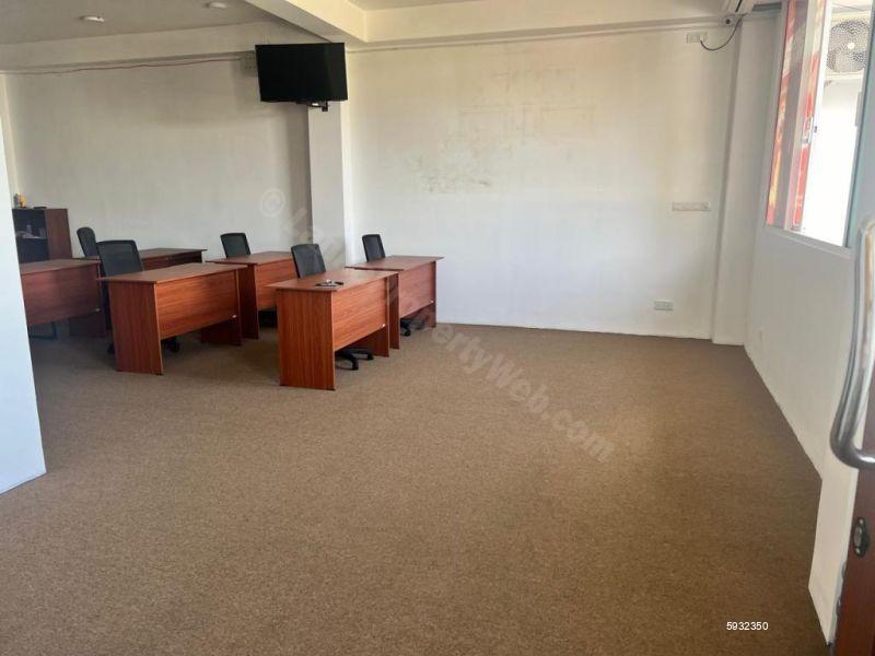 Commercial for rent in Dehiwala