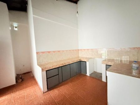 Kitchen - (SR1525) Two Storey House for Rent in Kalalgoda road Thalawathugoda