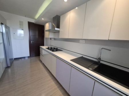 Kitchen - 3 BHK Apartment For Sale in Colomob 3 - PDA207