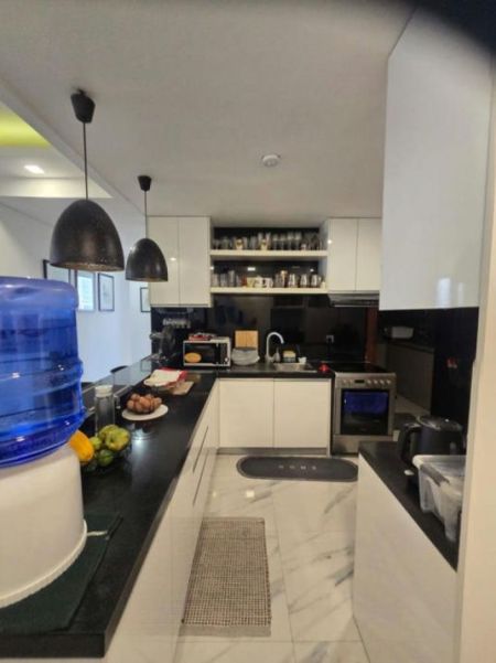 Kitchen - Crescat - 03 Bedroom Furnished Apartment for Sale in Colombo 03 (A6452)