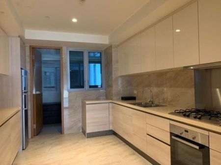 Kitchen - Shangri-La - 03 Bedroom Unfurnished Apartment for Sale in Colombo 02 (A2728)