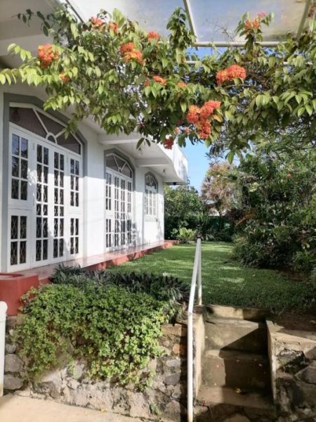 Exterior - Spacious 4 Bedroom House for Rent – Thalawathugoda