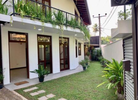 Exterior - Brand New 3-Storey House for Rent  – Thalawathugoda (Hokandara Road)