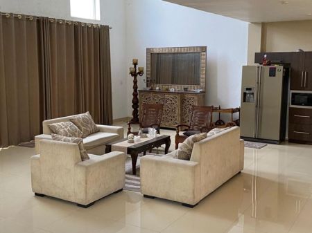 Living Room -  04 Bedroom, 7,800 sqft  Luxury House built on 18 perch landfor Sale in Kelaniya  (HSS170)