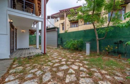 Exterior - House For Rent In Nugegoda (file No 3751b )