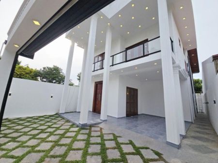 Exterior - Newly Build Luxury Two Story House For Sale In Kesbewa 