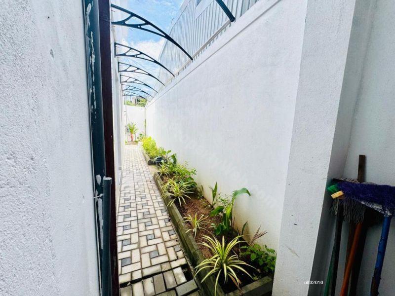 House for sale in Boralesgamuwa