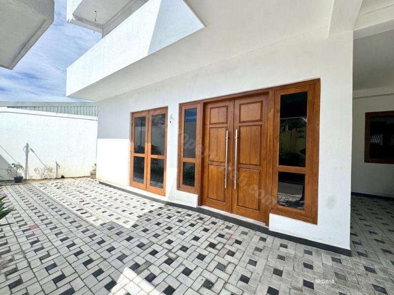 House for sale in Boralesgamuwa
