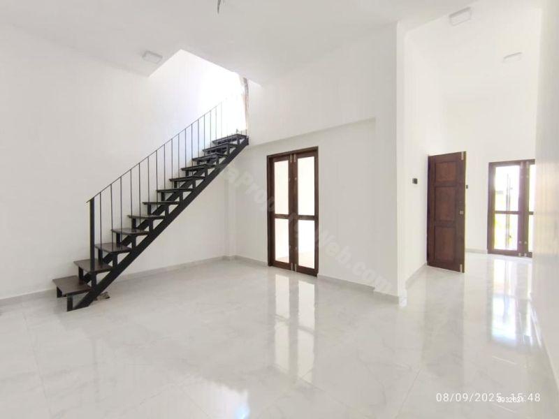 House for sale in Malabe
