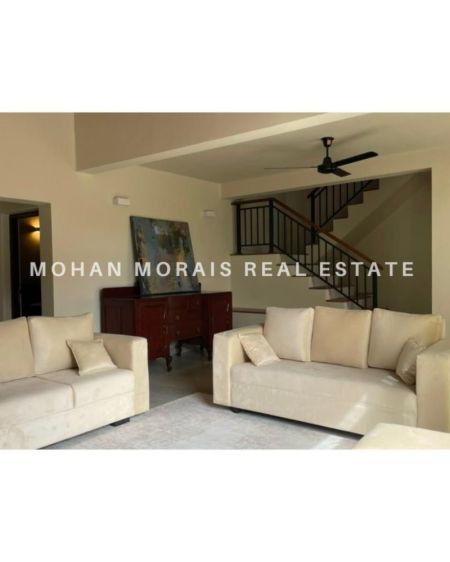 Living Room - House for Rent Shanthi Lane - Battaramulla 