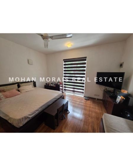 Bedroom - House For Sale Subuthi Vihara Mawatha - Battaramulla