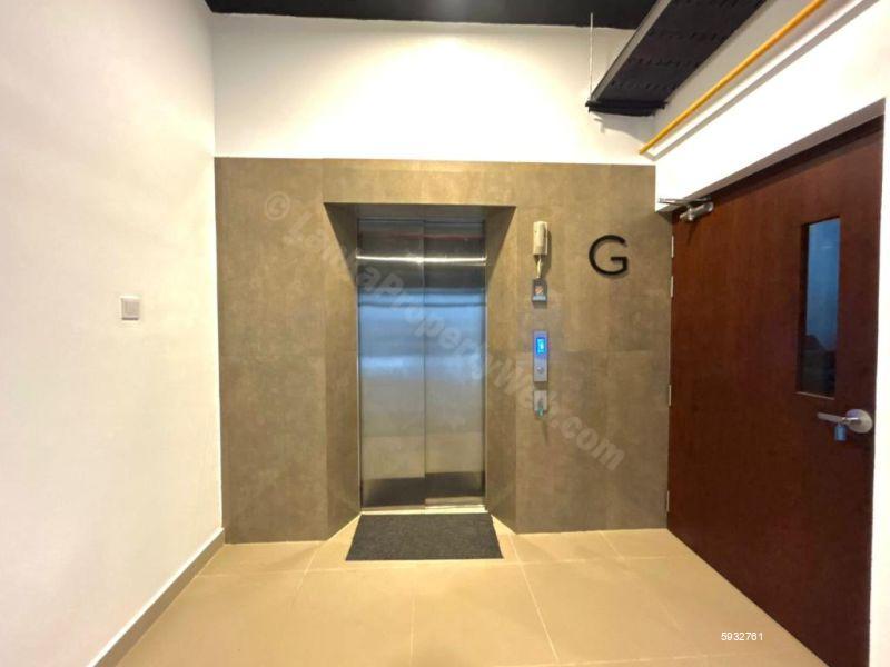 Bathroom - Apartment for sale in Rajagiriya