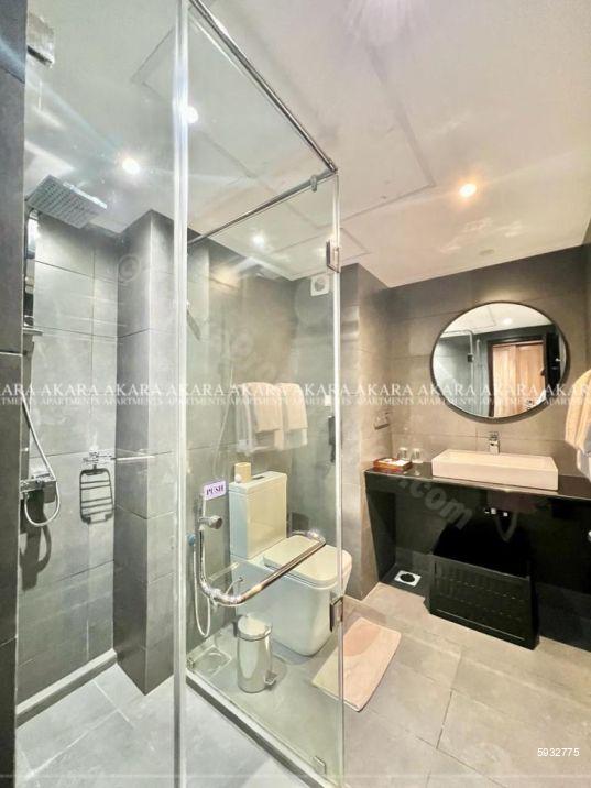 Bathroom - Apartment for rent in Colombo 3