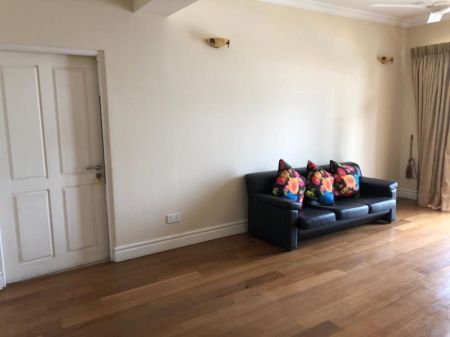 Living Room - 4 BR Luxury Penthouse for Rent in Colombo 07 – PDA493