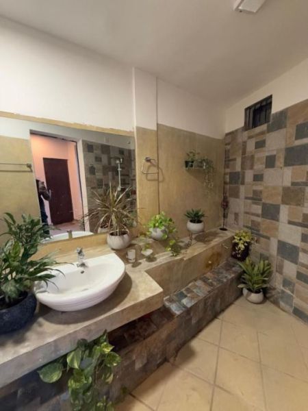 Bathroom - 🏨 City Hotel For Rent In Kotte - PDA502