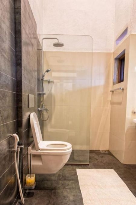 Bathroom - Nugegoda Luxury House for Sale in Prime location 