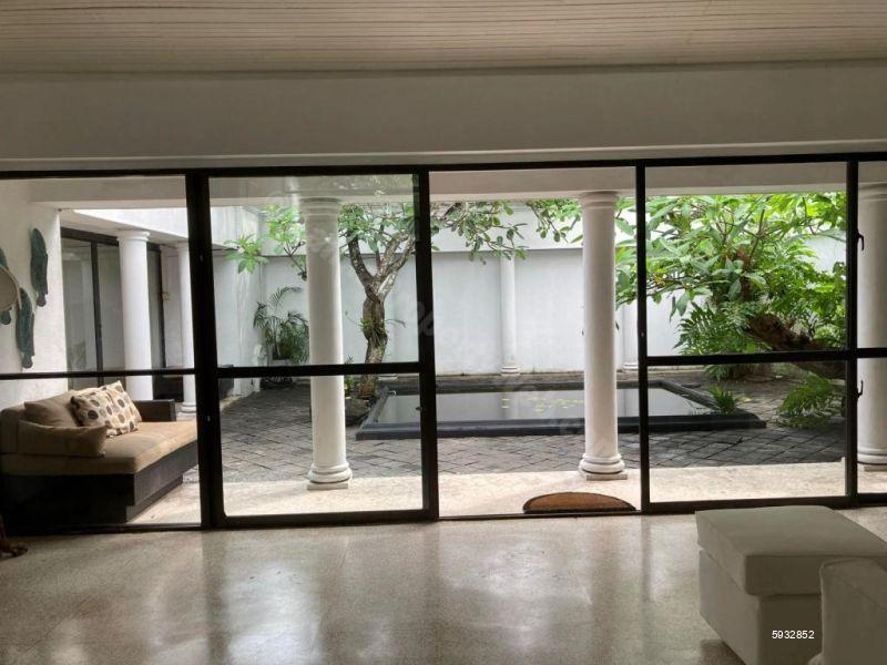 Living Room - House for rent in Colombo 5