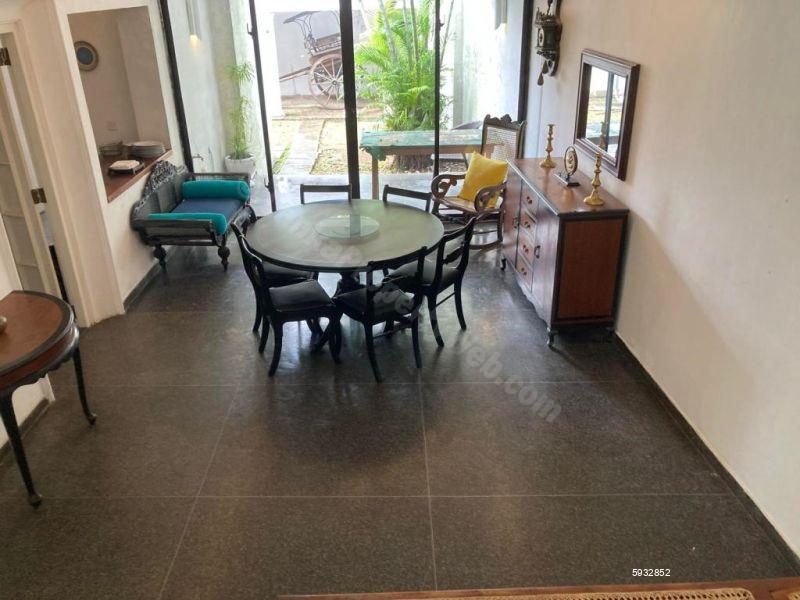 Dining room - House for rent in Colombo 5