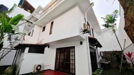 Exterior - 5 BR House for Rent in Colombo 7  - PDH321